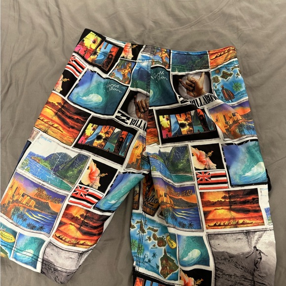 beach shorts - Picture 3 of 6